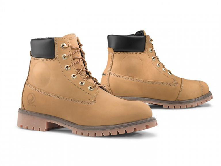 Bota Forma Elite: em versão dourada e castanha