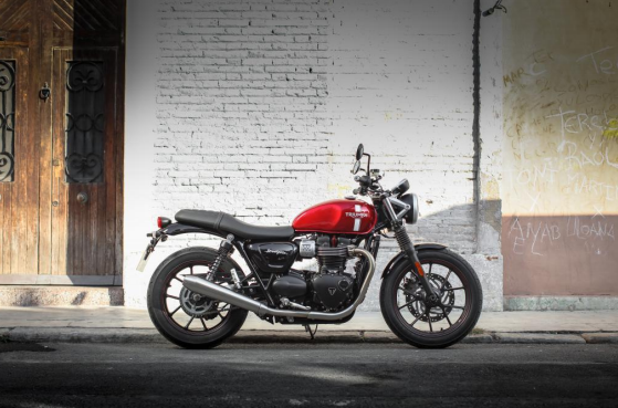 Triumph Street Twin disponível em versão A2