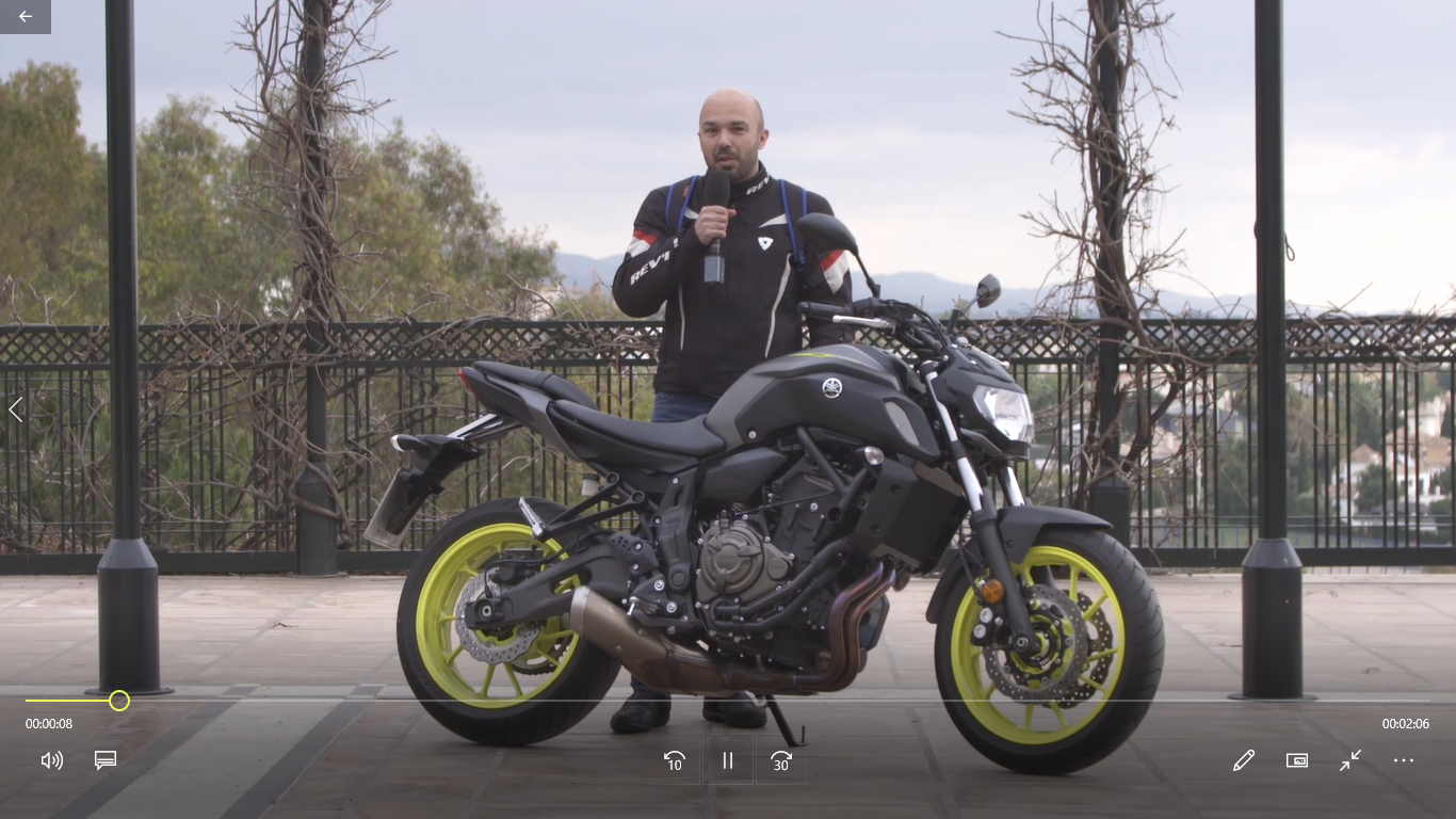 Vídeos | A nova Yamaha MT 07 aos olhos do diretor da “Motos”