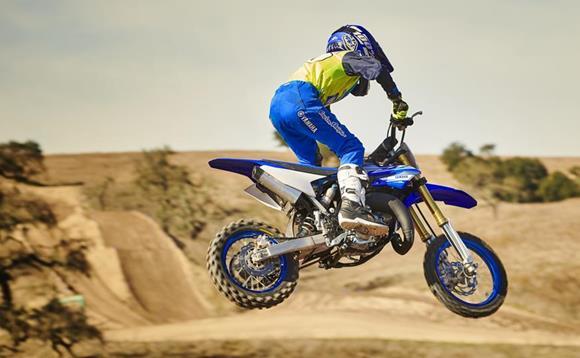 Já conheces a nova moto YZ65 de 2018?