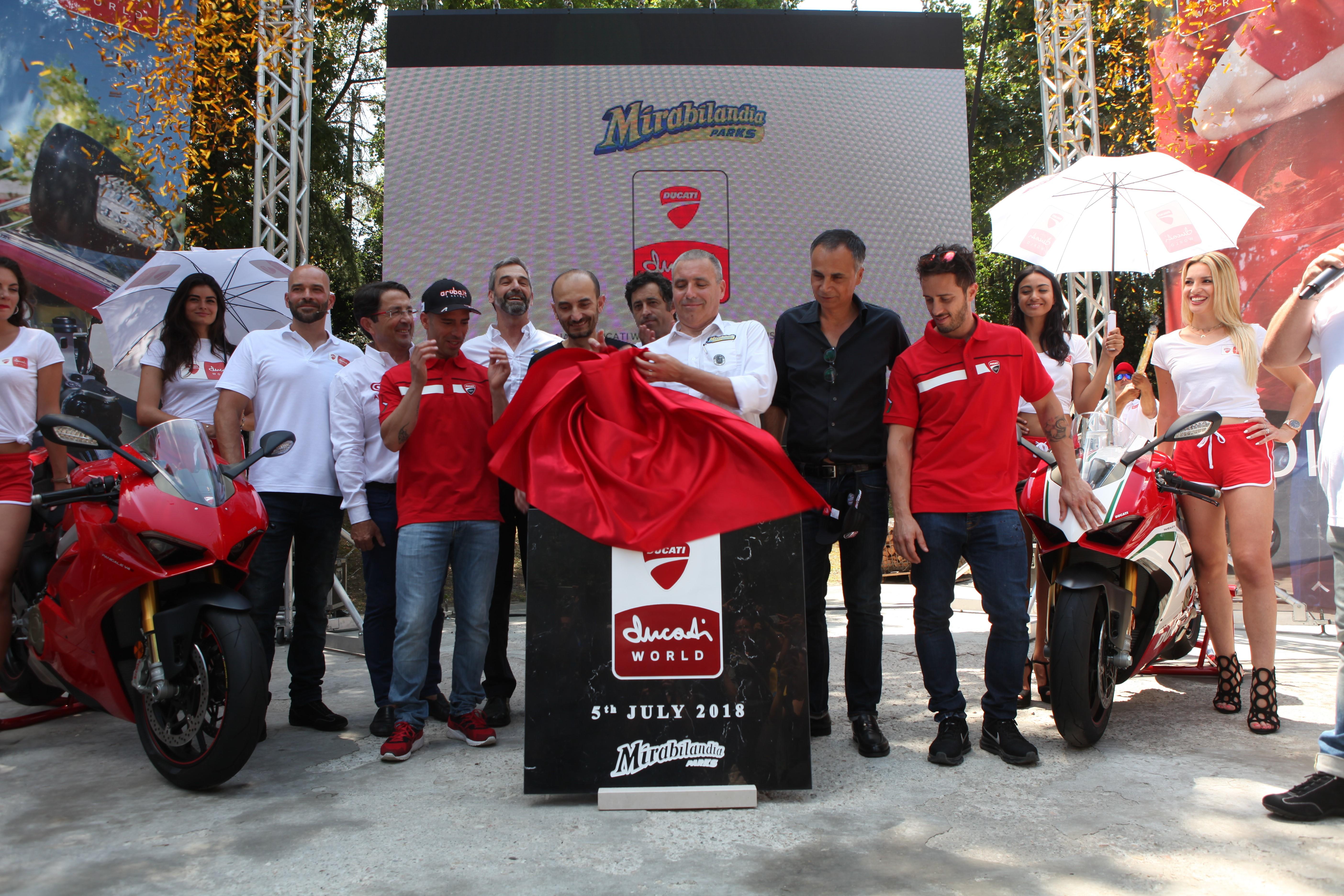 Primeira pedra do Ducati World já foi assente