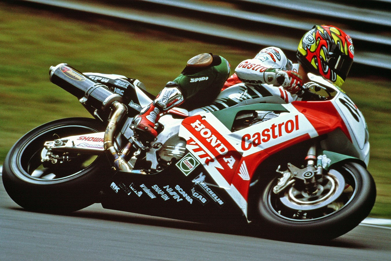 Honda recorda sucesso do motor Twin