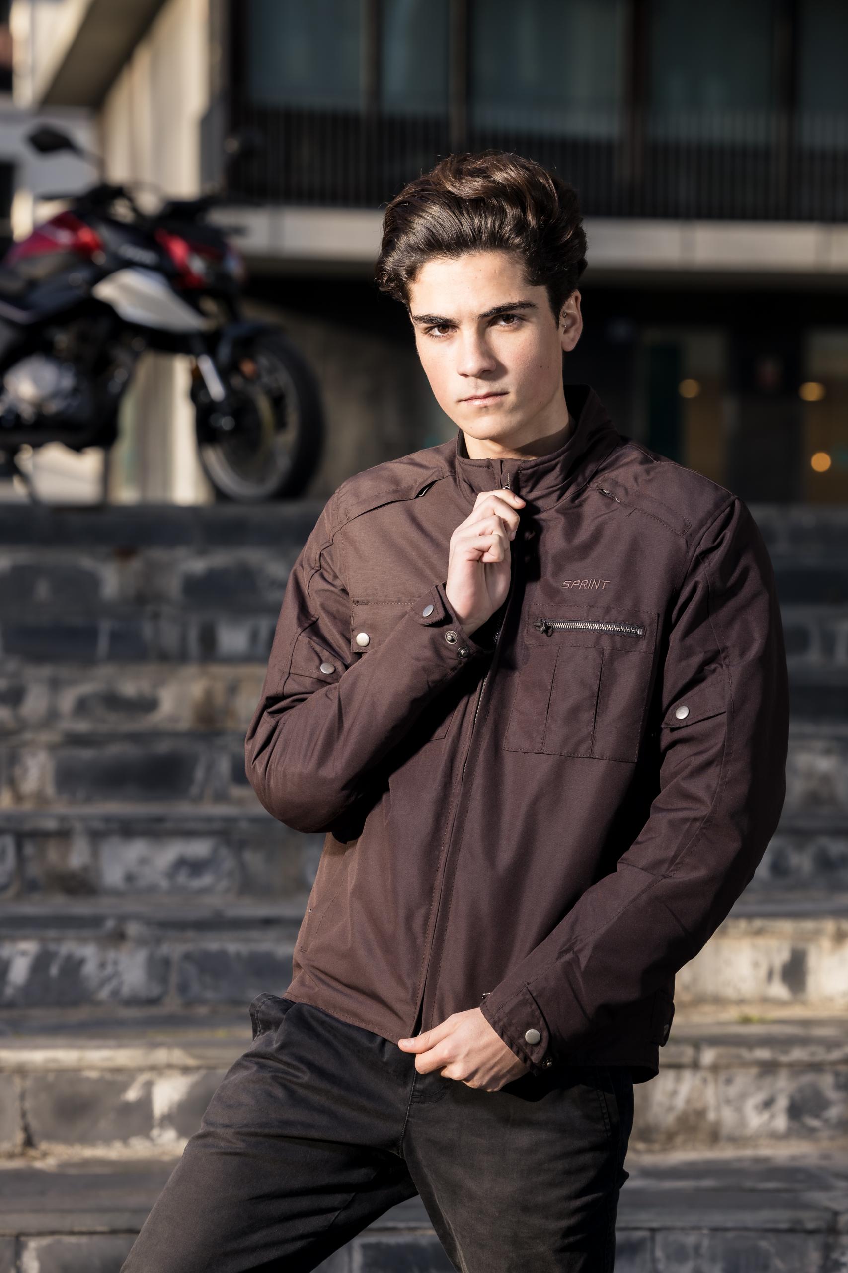 Novo blusão Sprint Kool de cor castanha