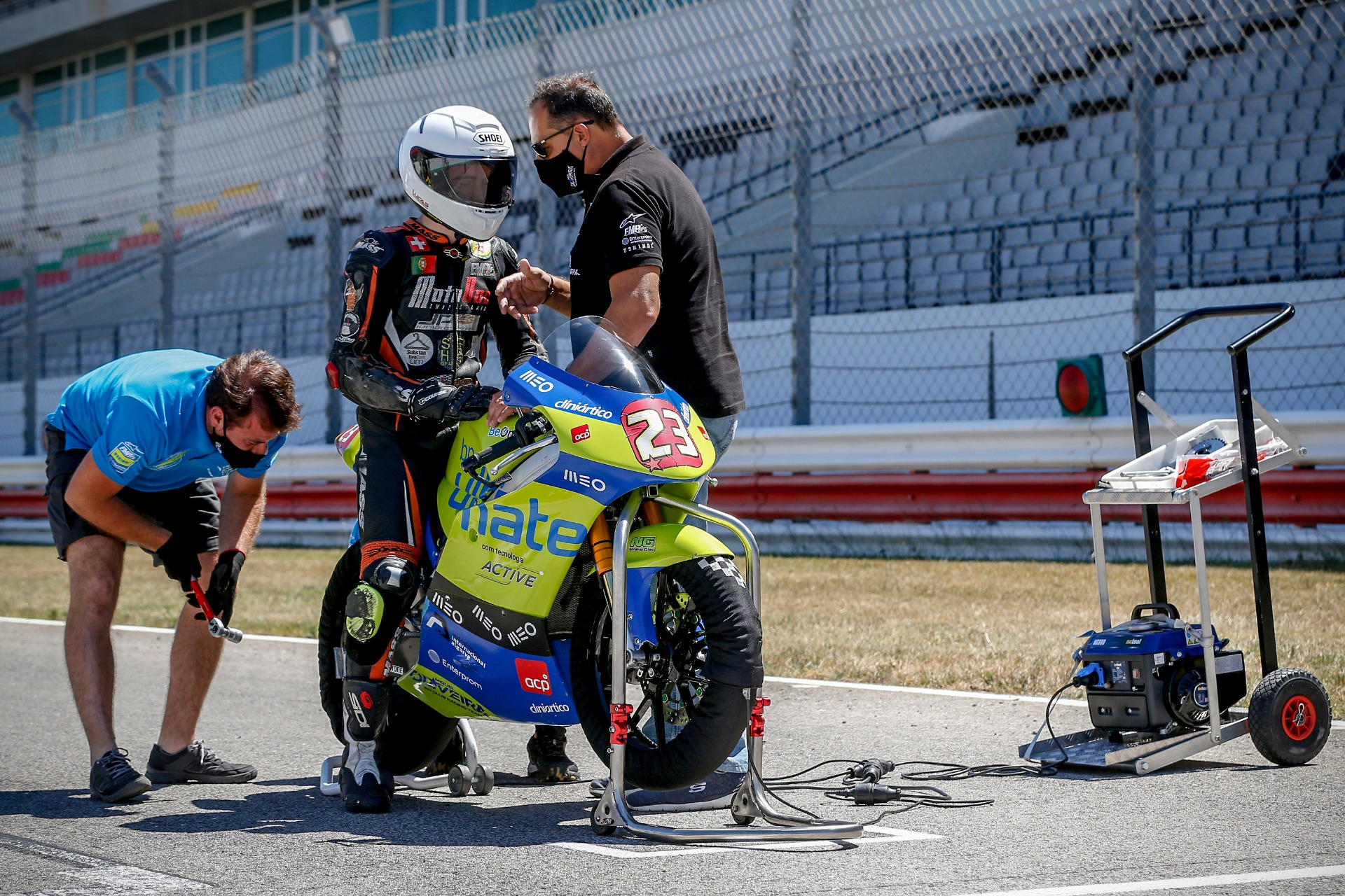 Miguel Oliveira Fan Club Racing Team com duas ‘poles’ e uma vitória no Algarve