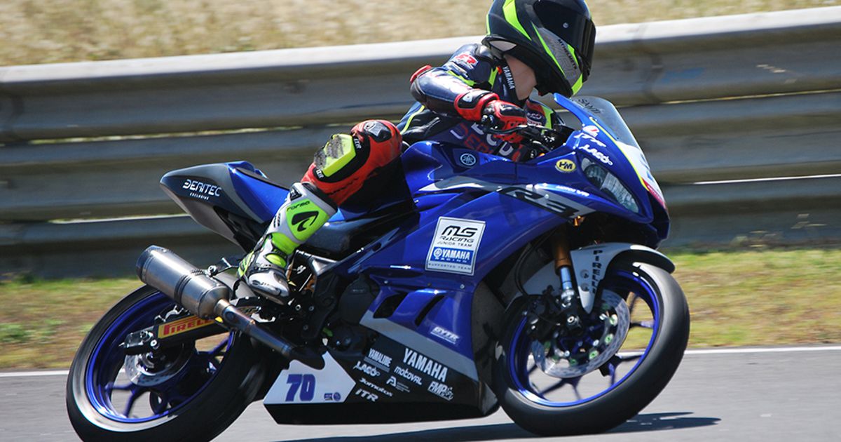 Piloto português no Campeonato Mundial SSP300