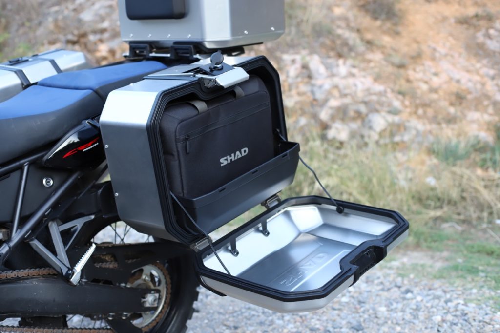 Novo conjunto de malas SHAD TERRA Black Edition