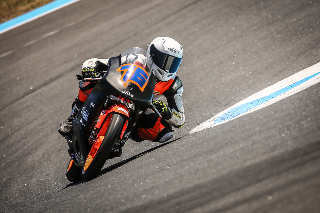 Pilotos da Team Dias em destaque na categoria de Moto5 do Campeonato Nacional de Velocidade