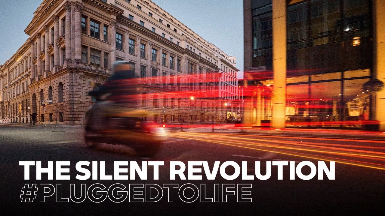 Nova BMW CE 04 – Poderosa e Energética (Video Oficial)