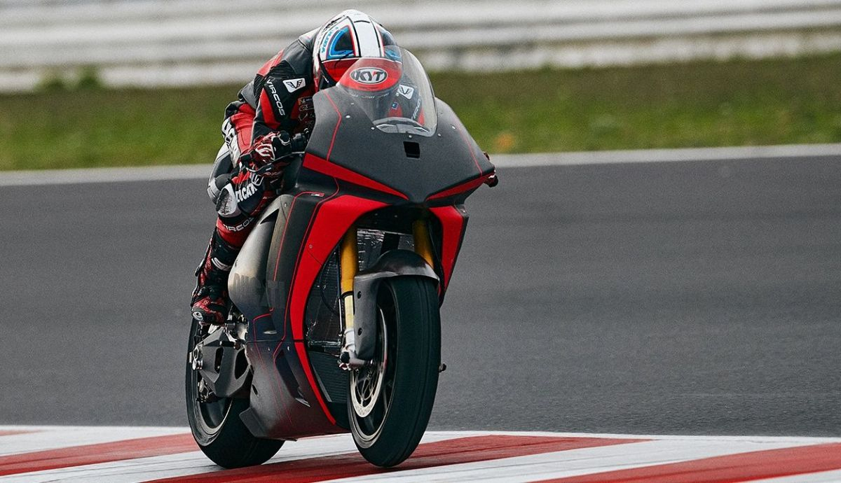 Ducati começa a testar a V21L com vista ao MotoE 2023
