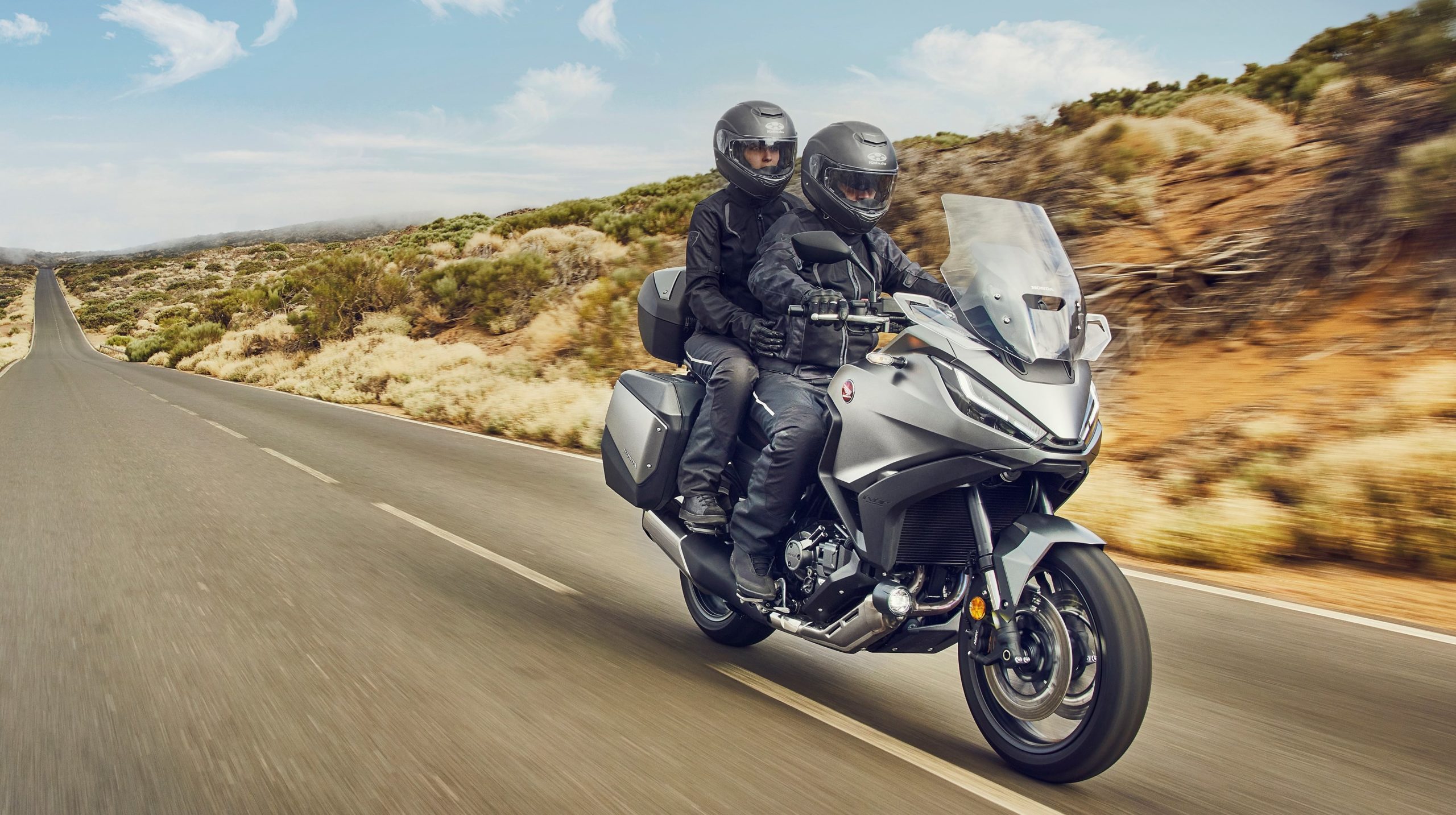 BMW K1600 GT – em vídeo