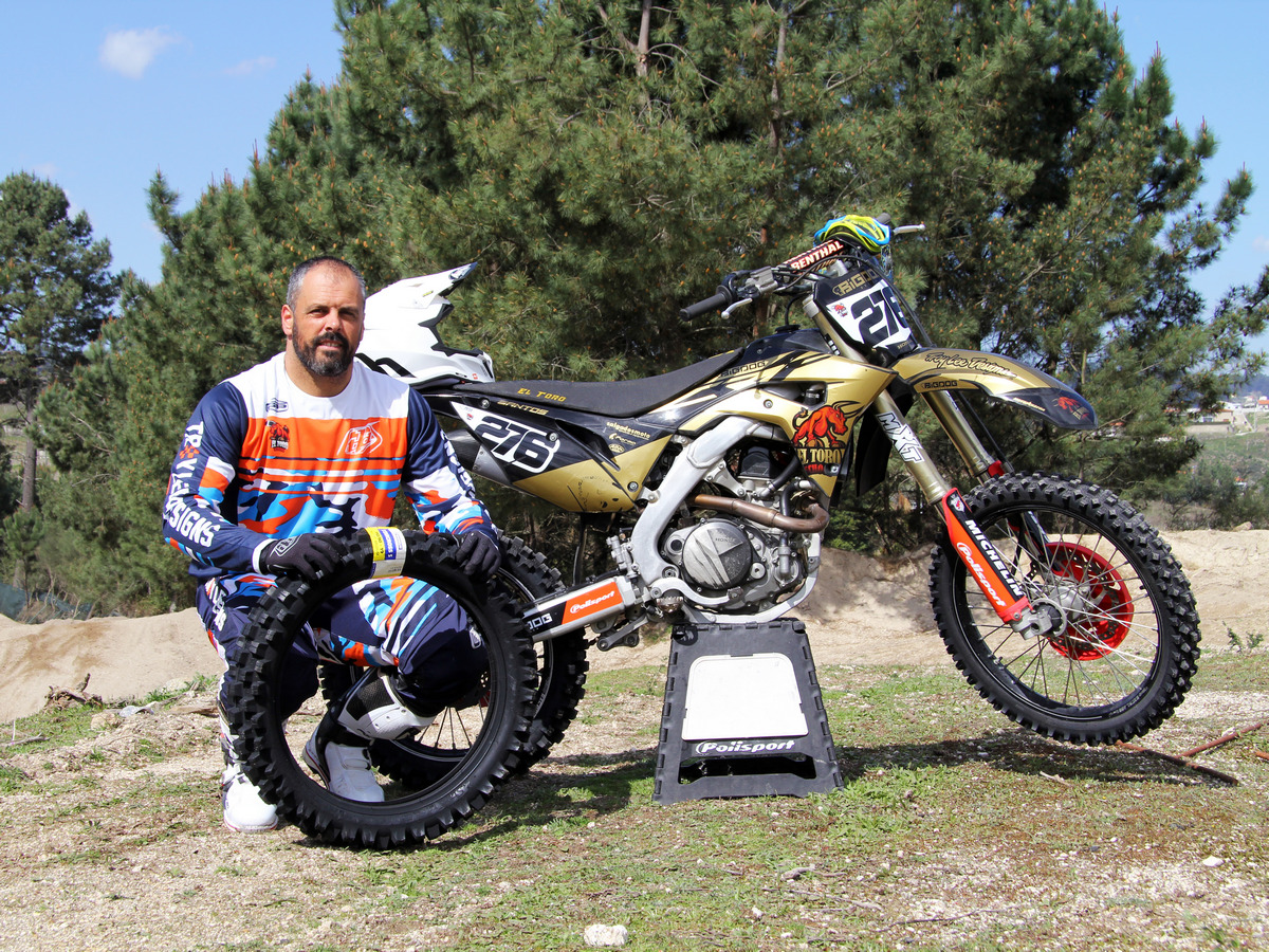 Hugo Santos quer manter a invencibilidade no Campeonato Nacional Motocrosse