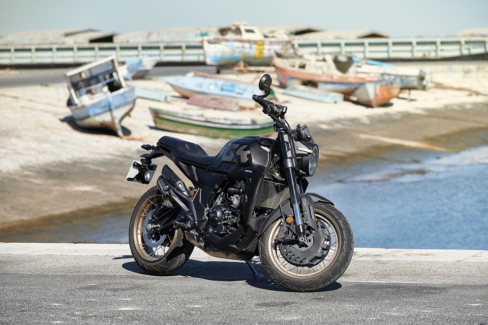 Já testámos a novíssima Zontes 350 GK