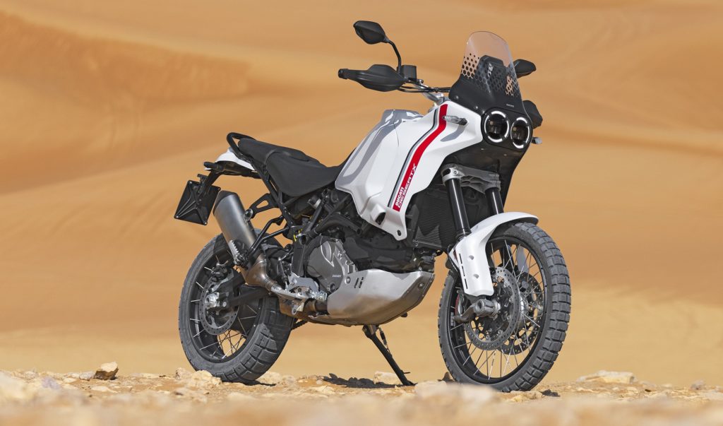 Ducati Desert X – em vídeo