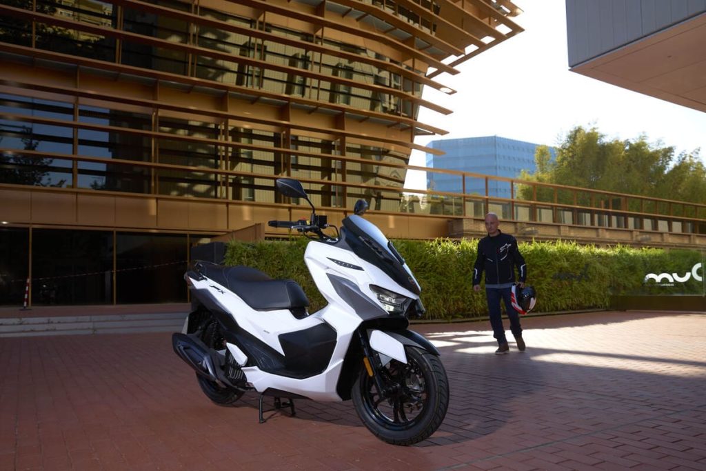 SYM Jet X 125 – em vídeo