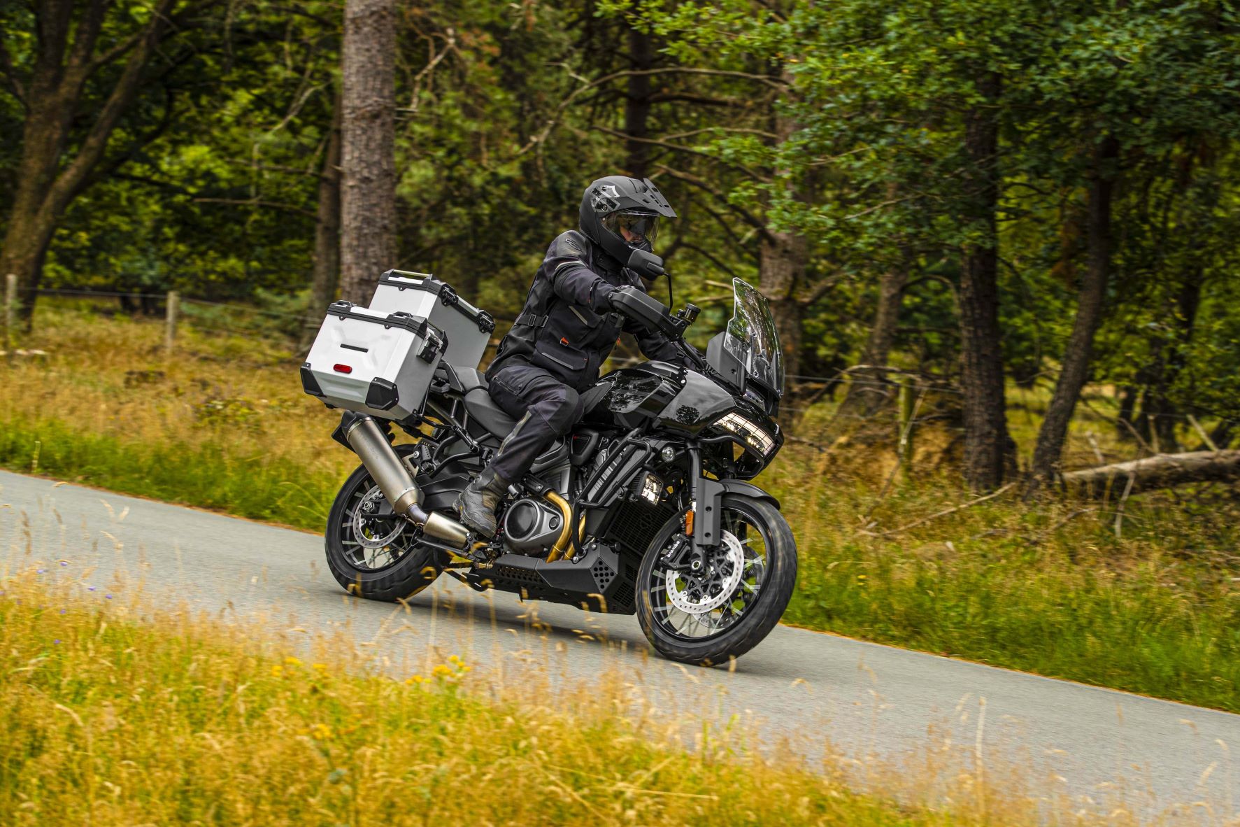 Harley-Davidson tem novo Adventure Kit para a Pan America