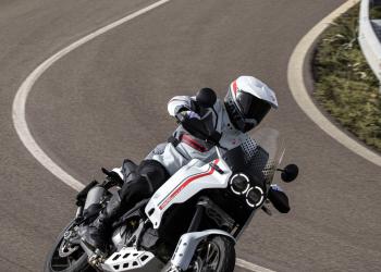 Sistema de navegação Turn by Turn chega à Ducati DesertX