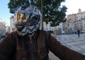 Um capacete por uma causa