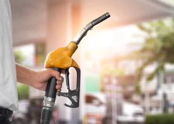 Preço dos combustíveis volta a subir na segunda-feira