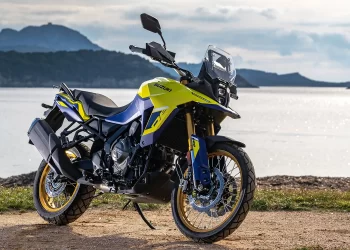 Suzuki V-Strom 800 DE – em vídeo