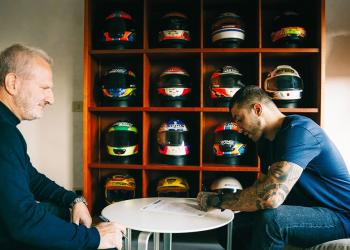 Piloto italiano Andrea Iannone regressa à competição com apoio da NolanGroup