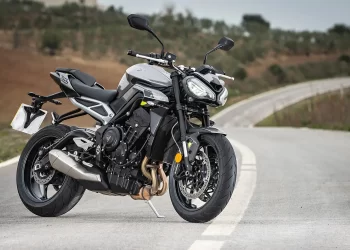 Vídeo – Triumph Street Triple R