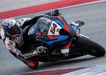 Razgatlioglu testou em Portimão com a BMW