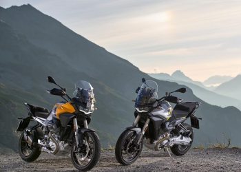 Moto Guzzi Stelvio prestes a chegar a Portugal