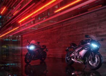 Nova Triumph Daytona 660