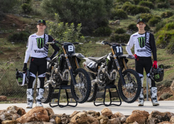 Triumph TF 250-X: estreia-se em competição