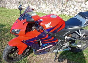 Honda CBR 600 RR: a caçula radical da CBR 600F