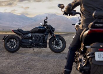 Novas Rocket 3 da Triumph: Storm R e GT