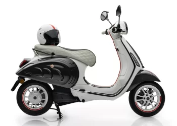 Vespa Elétrica é alvo de transformação da Mansory