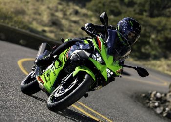Vídeo – Kawasaki Ninja 500 SE e Z500 SE