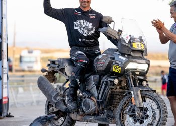 Harley-Davidson e Joan Pedrero vencem na Baja da Extremadura