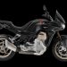 Moto Guzzi V100 Mandello disponível em preto
