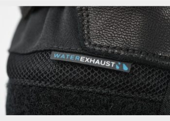 Water Exhaust: inovação em luvas de motociclismo