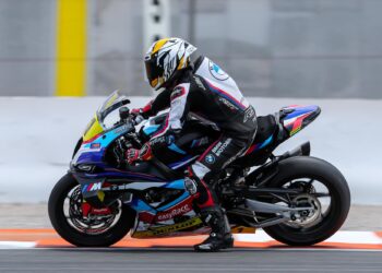 ESBK 2024 no Estoril: Ivo Lopes em casa