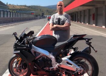 Joaquim Horta: Ator, encenador, realizador, embaixador do mundo das motos, pai e motociclista