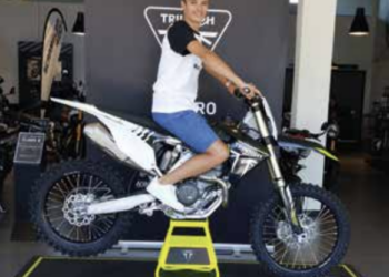 Tomás Santos assina com a Triumph para o Campeonato Nacional de Motocross e Supercross