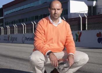 Paulo Pinheiro: engenheiro, ex-piloto, empresário,  CEO do AIA, pai e motociclista