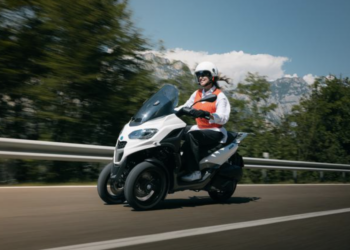 Piaggio lança o novo MP3 310
