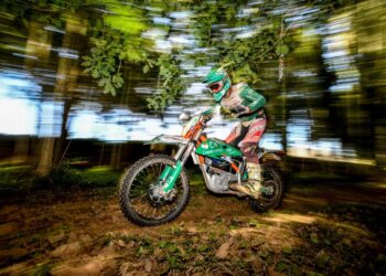 Mário Patrão inova no Campeonato Nacional de Enduro Sprint com moto elétrica