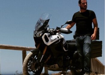 Miguel Tiago: político, geólogo, escritor, professor de artes marciais e motociclista