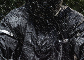 IXON Compact Series: A Solução Completa para Enfrentar a Chuva na Estrada