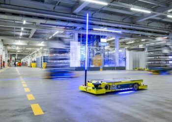 Fábrica da BMW em Regensburg avança na digitalização e automatização com sistema de logística em nuvem