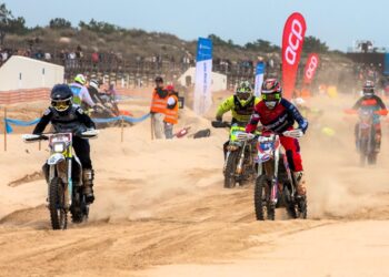 Joana Gonçalves em segundo na Taça do Mundo de Sand Race