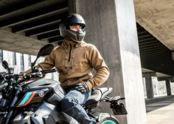 Capacete HJC i20 revoluciona no design de capacetes urbanos