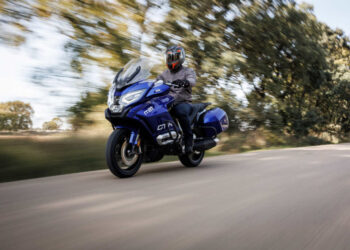 Contacto – Mitt GT-K – Viajante à procura de afirmação