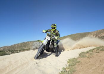 ON Powersports OZY 30x é a moto elétrica de enduro para o futuro