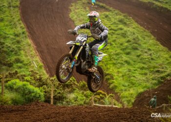 Tomás Santos conquista primeira manga no Crossódromo de S. Quintino